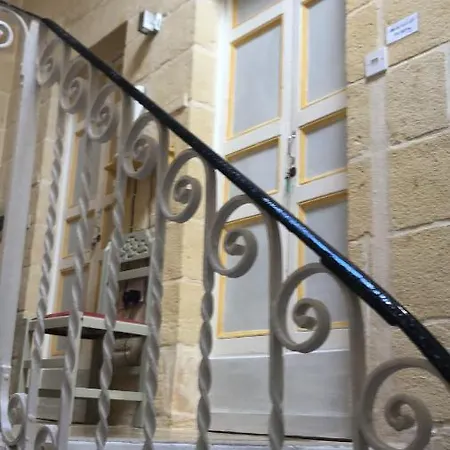 Maria Townhouse Heart Of Victoria