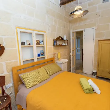 Maria Townhouse Heart Of Bed & Breakfast