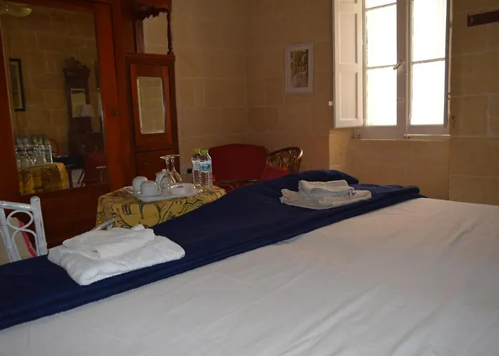 Maria Townhouse Heart Of Frühstückspension Victoria