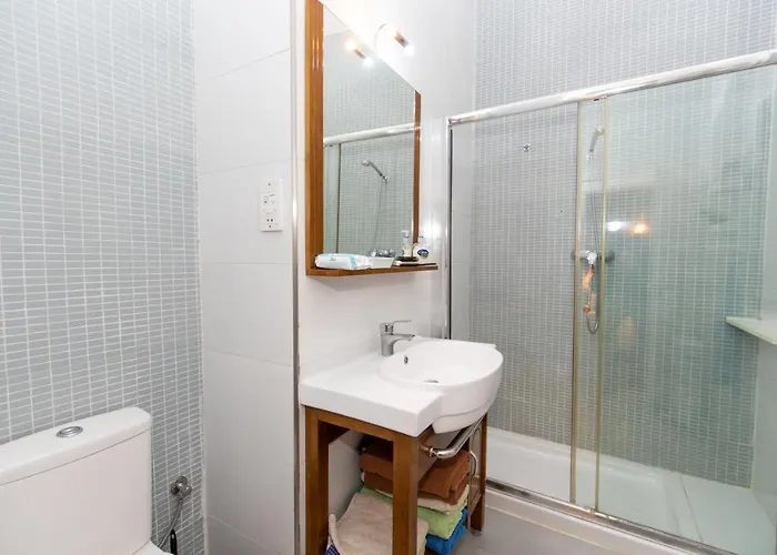 Maria Townhouse Heart Of 4* Victoria