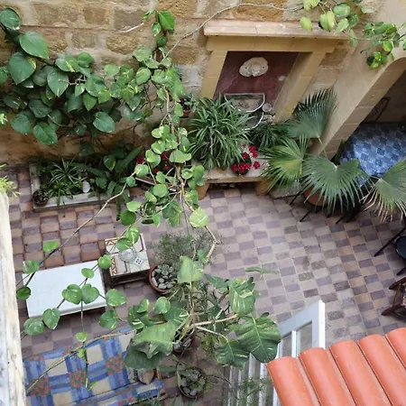 Maria Townhouse Heart Of * Victoria