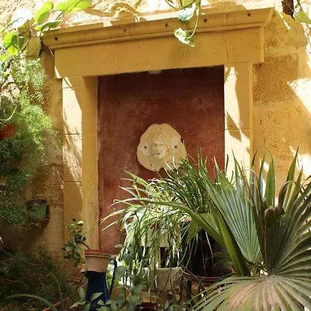 Maria Townhouse Heart Of