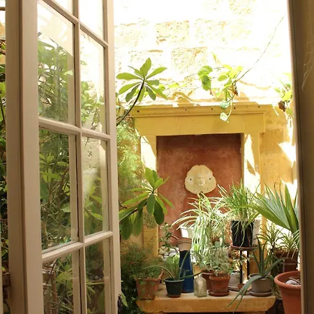 Maria Townhouse Heart Of