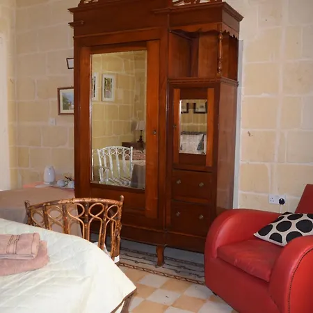 Maria Townhouse Heart Of Bed & Breakfast 4*