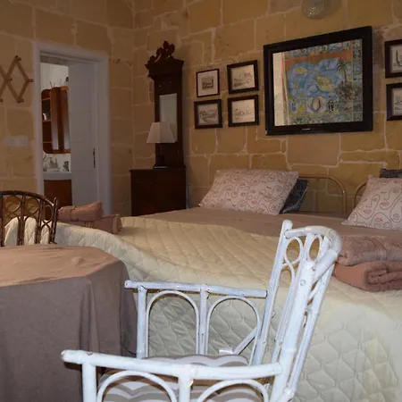 Maria Townhouse Heart Of