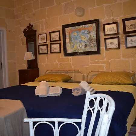 Maria Townhouse Heart Of *