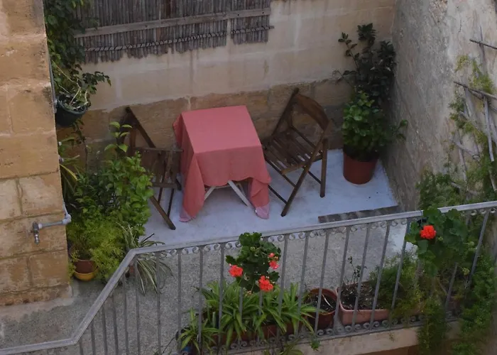 Maria Townhouse Heart Of Victoria