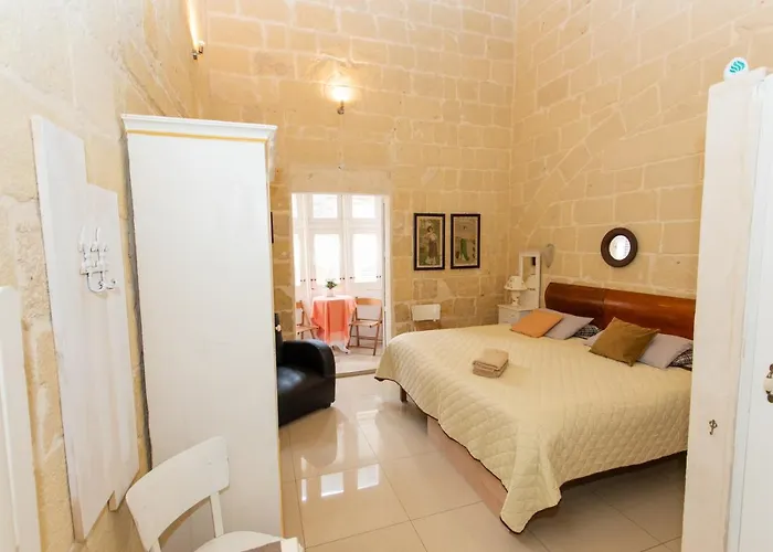 B&B Maria Townhouse Heart Of Victoria