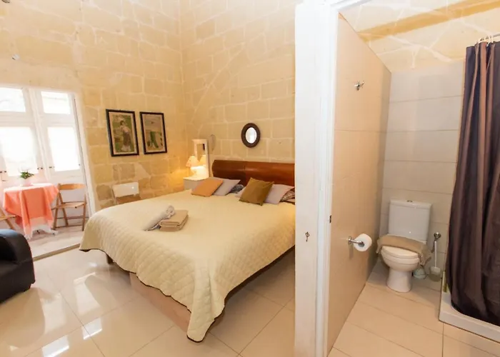 Maria Townhouse Heart Of 4* Victoria